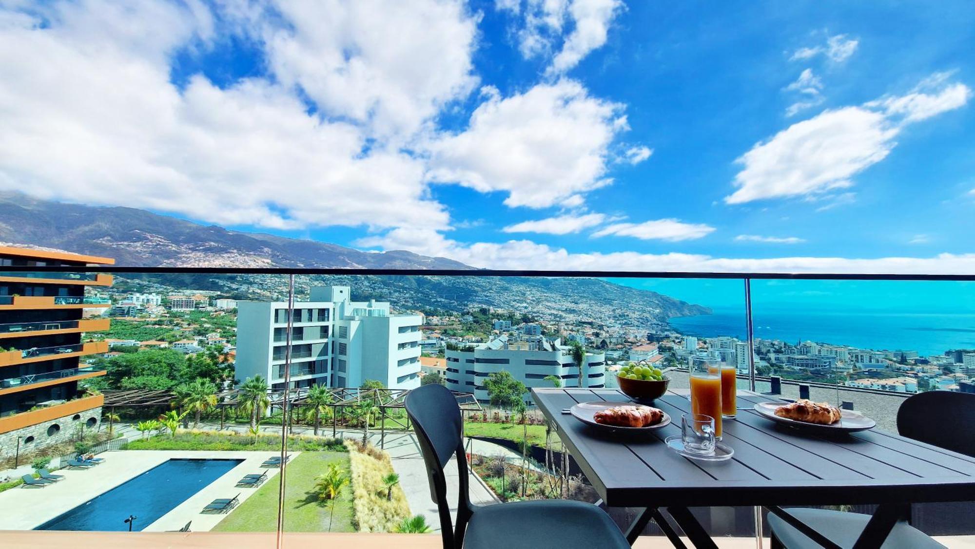 Lux Suite By Lovelystay Funchal  Exterior photo